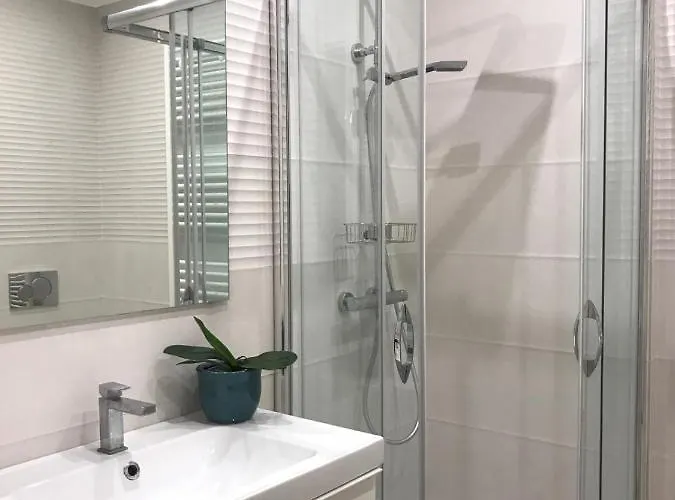 Central Modern Studio Apartman *