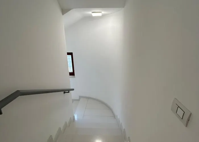 Central Modern Studio *