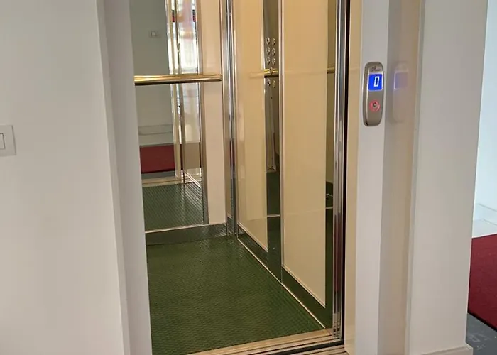 Central Modern Studio Apartman *